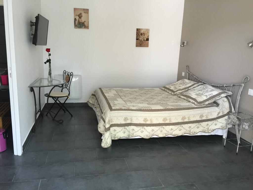 Chambres D'Hotes Le Mas Du Bijou Bleu Puget-sur Argens Ngoại thất bức ảnh